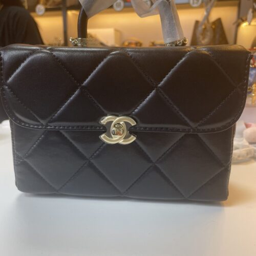 20162660ea750db8571a2acca25c018 chanel 9