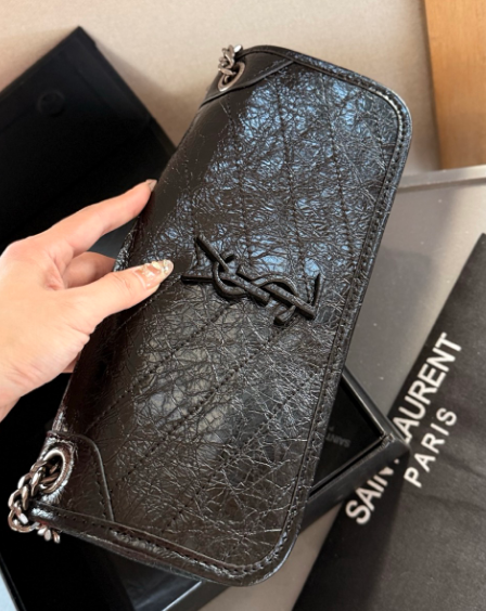 6d88877357937f53e3e9776a245a00b8 ysl 6