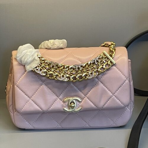 bb61c6735e8b731ef83f5466f05d39b-0301504c8d chanel 8