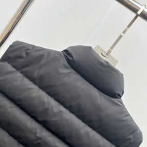 Replica Moncler Besset Down Vest