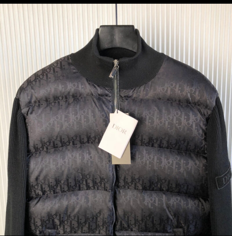 2230F2A8-D7D3-40C1-AA13-3BC1E699C185_70200c40-8980-4125-8a7f-30809bf8a079 Dior oblique zip sweater jacket