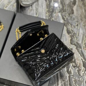 Saint Laurent ‘Loulou Medium’ shoulder bag