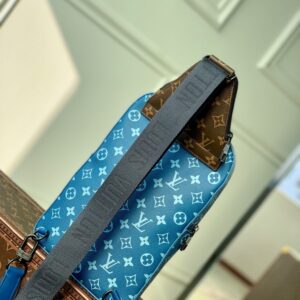 LV avenue bag in Atlantic Blue