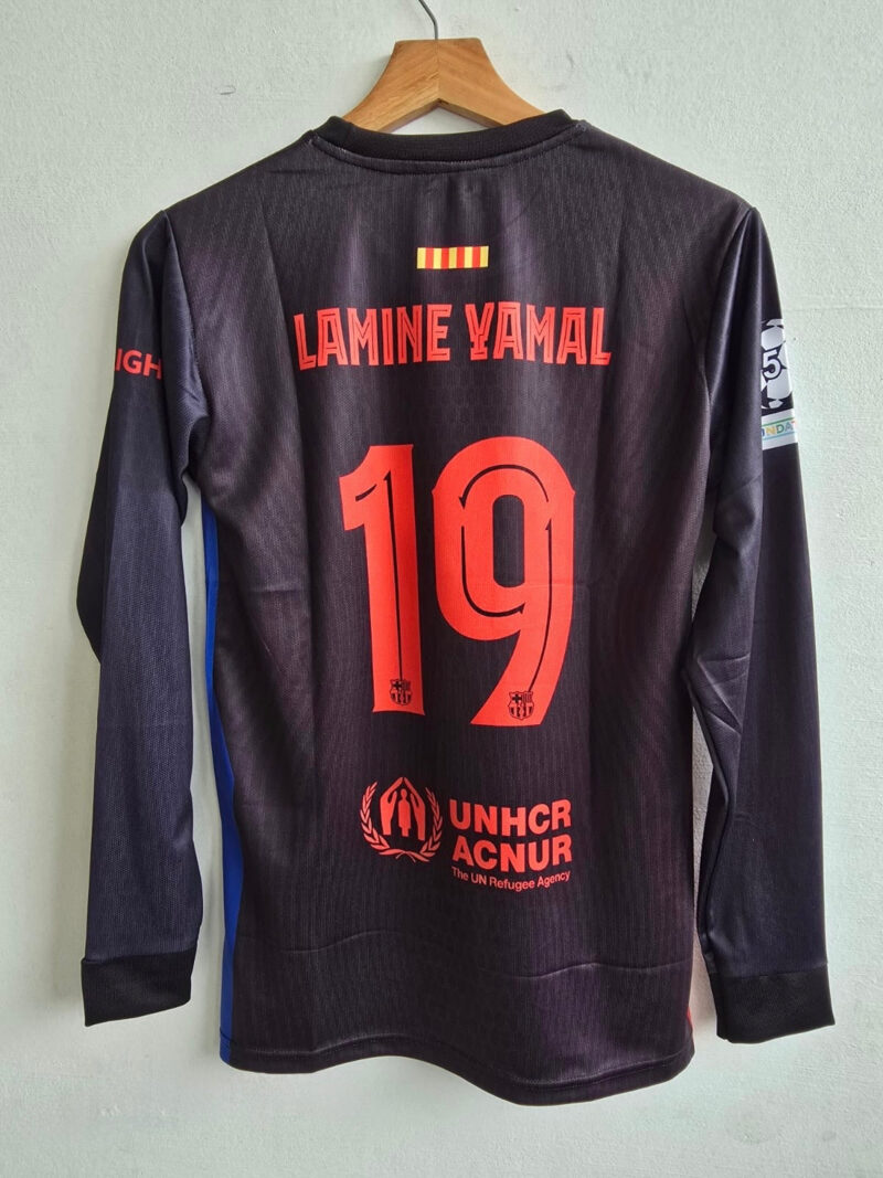 Dark Mode Barça – Cactus Jack x Yamal Special Edition