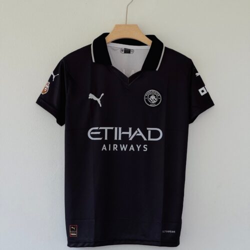 Power on the Road – Manchester City 2025/26 Away Kit
