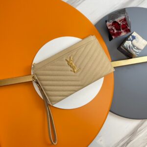 YSL CASSANDRE MATTELASÈ LARGE ZIPPED POUCH IN GRAIN DE POUDRE EMBOSSED LEATHER