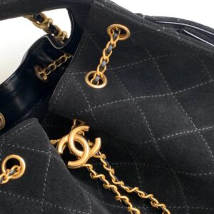 Chanel 25 small handbag, Grained calfskin & gold-tone