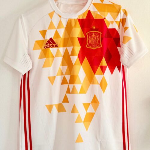 44391557-0277-491C-9ABE-6E3C8B7ACFAB La Roja in White – Spain 2016/17 Away Kit