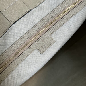 Gucci GG Supreme Ophidia Medium