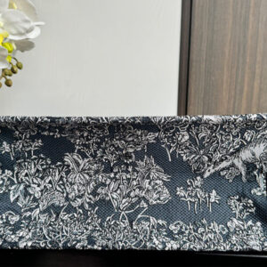 Dior Medium Dior Book Tote