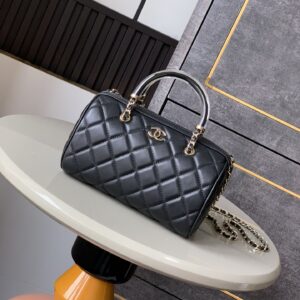 Chanel Matelasse Black Shoulder Bag Leather