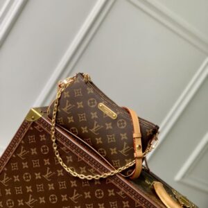 LV Pochette Liv Monogram Women