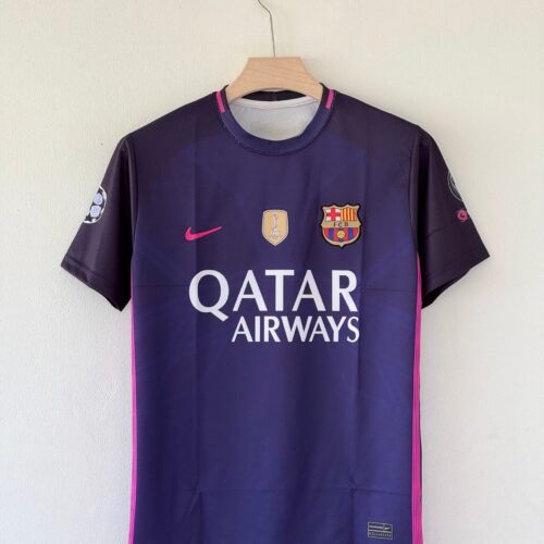 Fearless and United – The 2016/17 Barcelona Away Kit (Messi Edition)