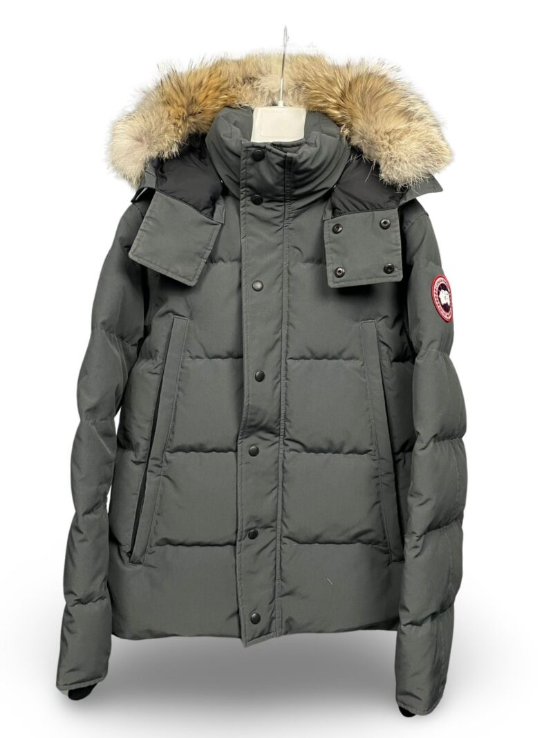 61CC6858-539C-456E-A8A4-D8EB27E59E3A Canada Goose Wyndham Parka Graphite Excellent (Small)