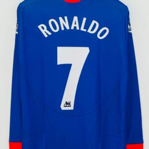 Witness the Rise of a Legend with the 2005-06 Manchester United Away Jersey – Ronaldo Full Sleeve Edition