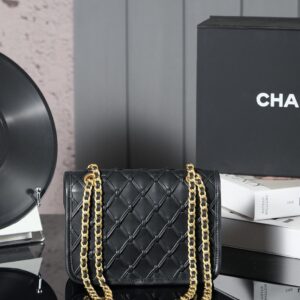 Chanel 25C Flap Bag 19cm Black Quilted Lambskin