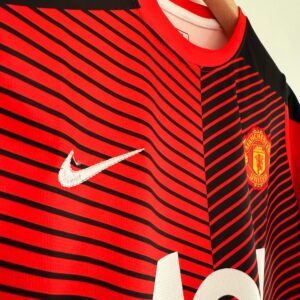 7CE82DBC-720B-4369-952E-4CF1E782D26A Train Like the Red Devils – Manchester United 2014/15 Training Kit