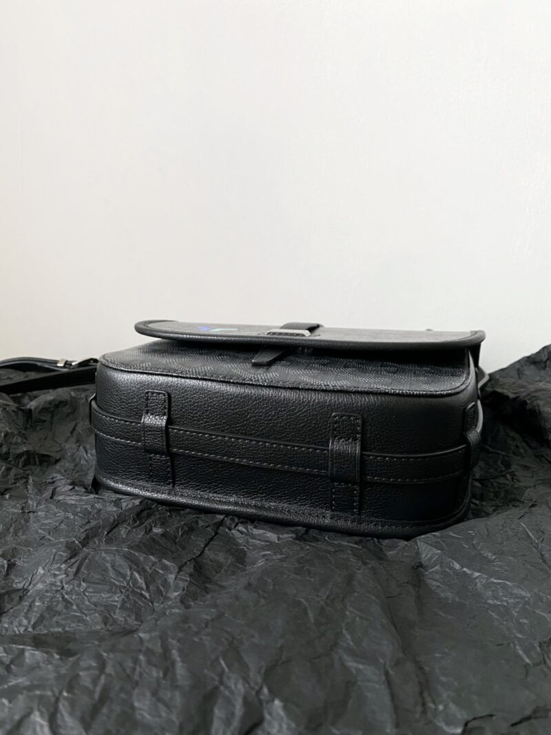 GOYARD Goyardine Belvedere III PM Messenger Bag Jet Black