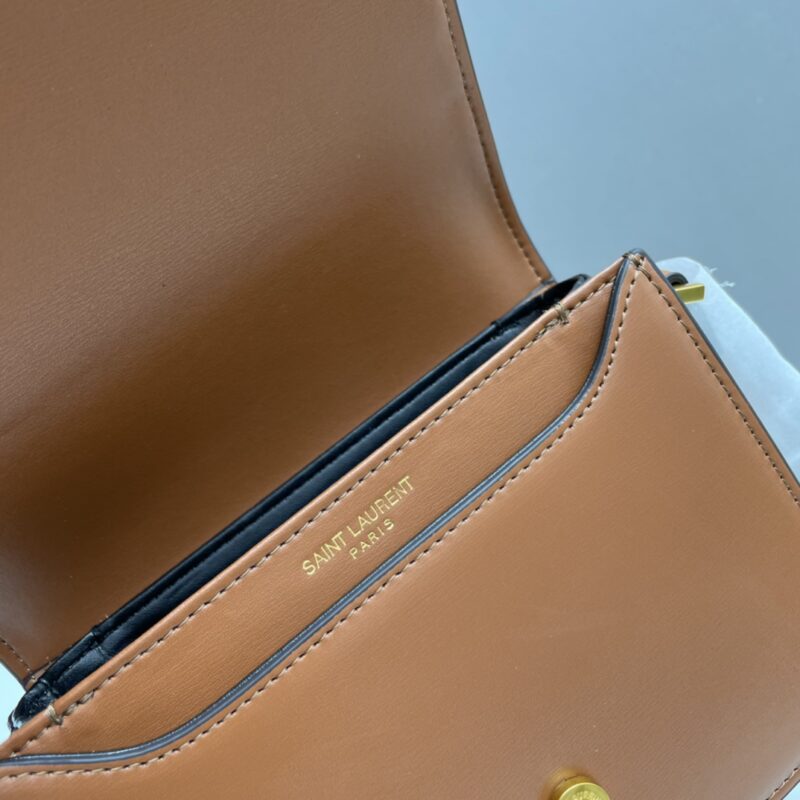 Saint Laurent Le 61 Saddle Shoulder Bag in Calfskin