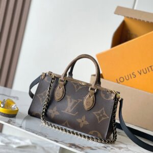 8880265-25×13×10 LV Pochette Liv Monogram Women