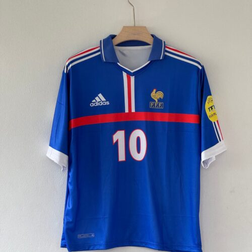 9A9267B7-4234-47B8-9069-30DC00F556F6 Gallic Elegance Reimagined – France 2000/01 Zidane Five Sleeve Jersey