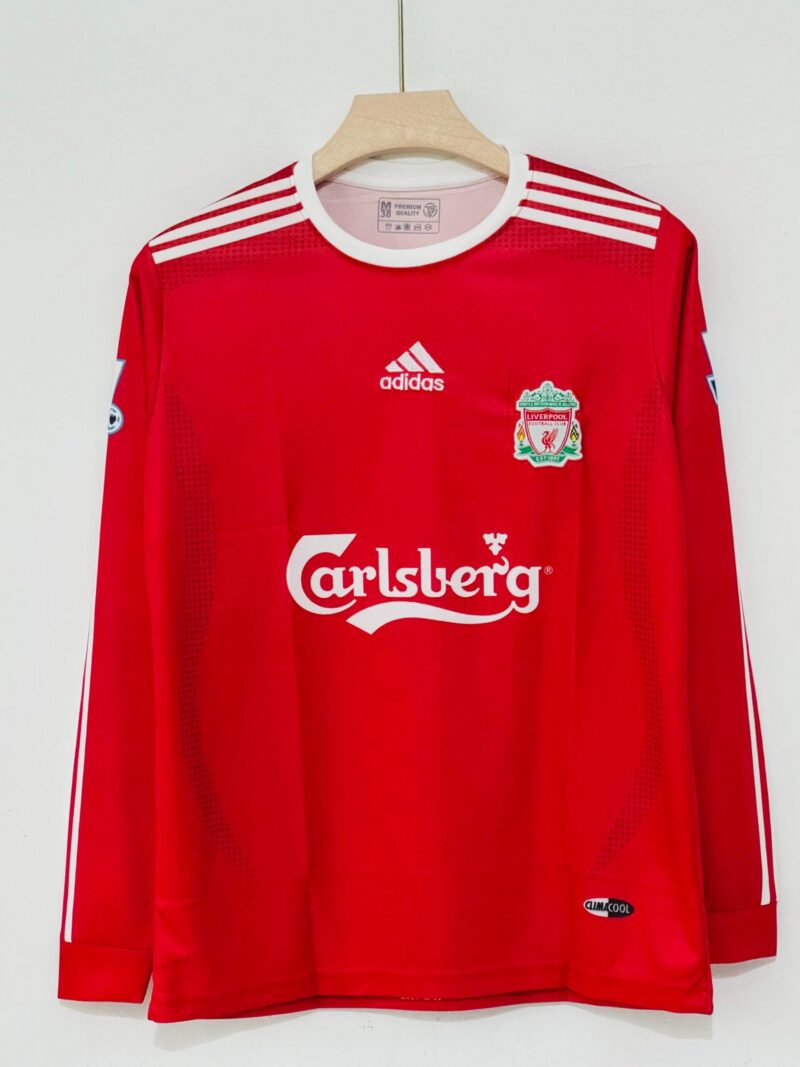 9B7EA382-81AA-455D-A8C3-9B6EB363276C Relive the Anfield Roar with the 2008-10 Liverpool Home Jersey – Fernando Torres Embroidery Edition
