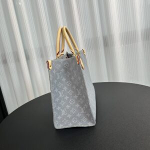 LV M13189 OnTheGo MM