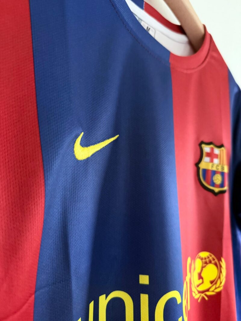 A15311A1-07C2-4C7F-9219-0D6500A7A52F FC Barcelona 2010-11 Retro Home Kit – Ronaldinho Edition Embroidery