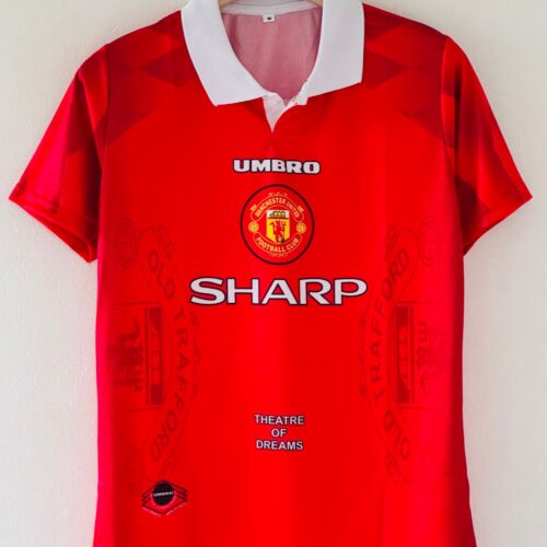 Manchester United 1997-98 Beckham Jersey - Legends Edition