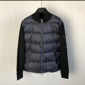 AD6F91A4-6FE9-4D1C-84A8-1F24C5742535_590f359f-6c5f-49ba-932c-440baf0398fd Dior oblique zip sweater jacket