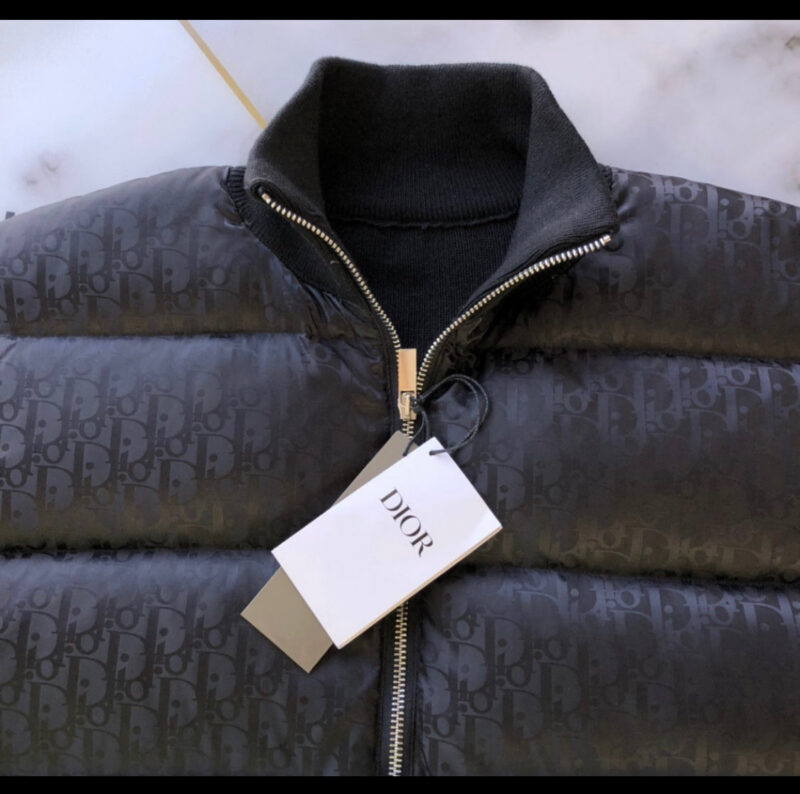 B4971984-D1F7-4910-97AC-DBC8F0165FDC_6cb5f6aa-8c55-4abd-bc13-ed7238268af9 Dior oblique zip sweater jacket