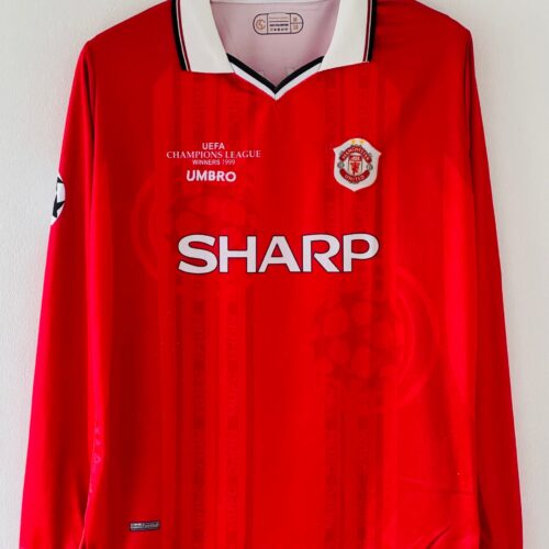 C9577697-12B2-4A29-8657-FAEA1A0523A5 1999 Manchester United Home Kit – David Beckham Full Sleeve Embroidery Edition
