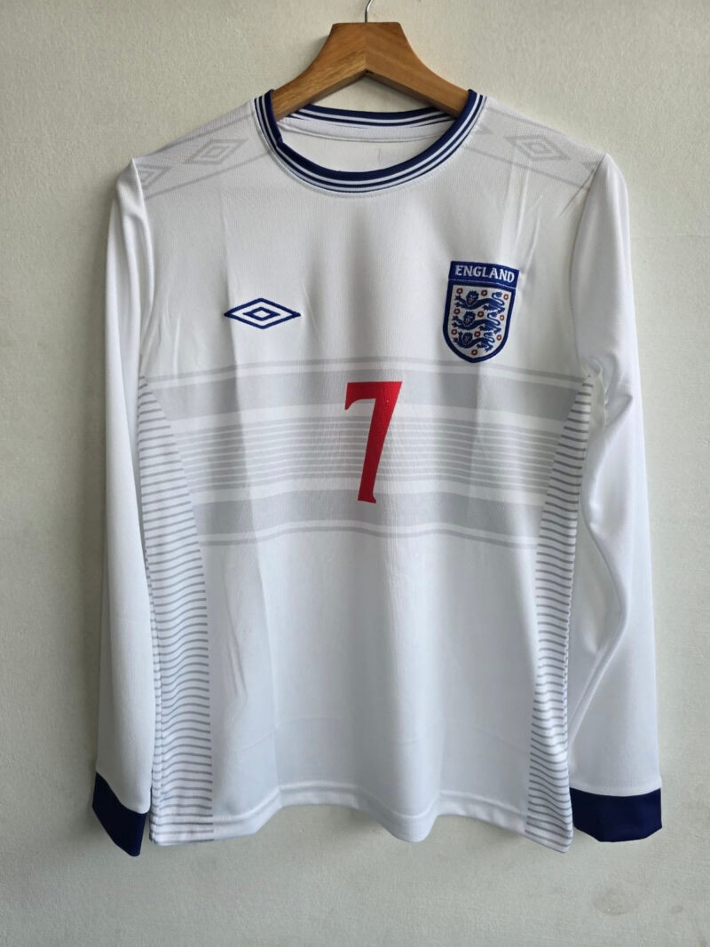 Relive Beckham’s Legacy with the Iconic 2000 England Home Jersey