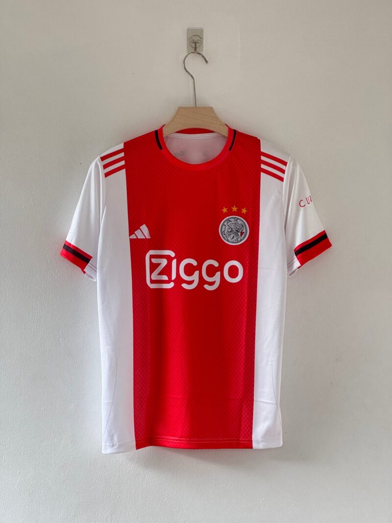 D68A1FCF-ED24-4F0F-9F95-34F6713E59D4 Pure Tradition. Modern Glory. – Ajax 2021/22 Home Kit