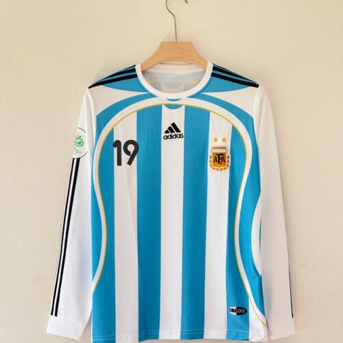 DF7069FE-083F-48E4-AE09-6583DB82EC43 Celebrate Messi’s World Cup Debut with the 2006 Argentina Full sleeve edition