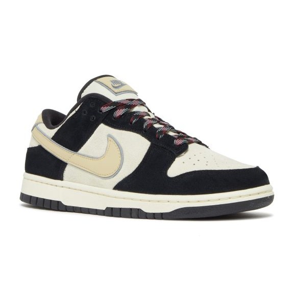 Nike Dunk Low LX