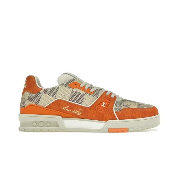 Damier-White-Orange-1-576x410-1 Trainer