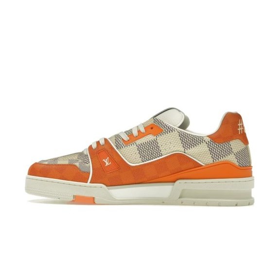 Damier-White-Orange-4-576x410-1 Trainer