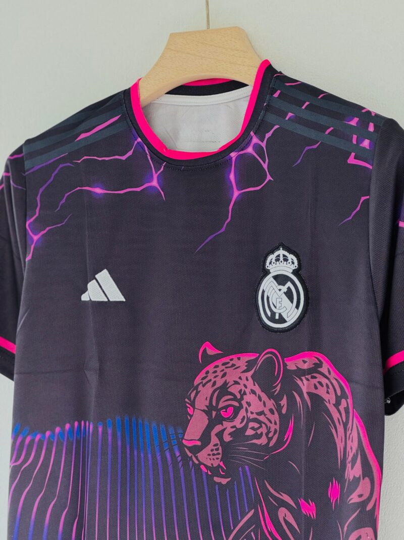 Silent Power. Pure Class. – Real Madrid Panther Special Edition