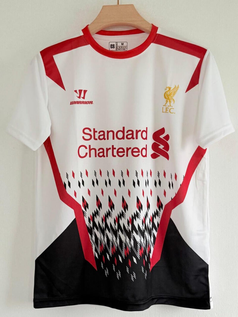 E4419872-40CB-4829-8DF1-78A955427EDD Lead with Legacy in the 2013-14 Liverpool Away Jersey – Steven Gerrard Edition