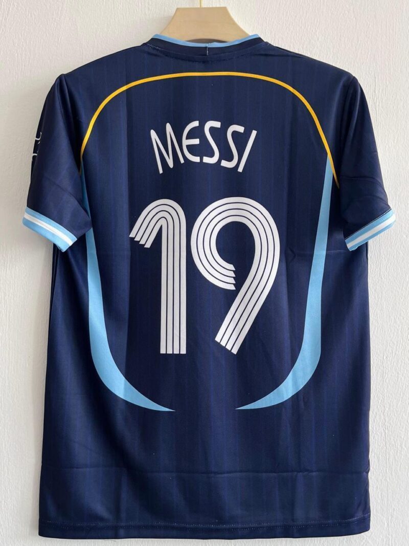 IMG-20241016-WA0681 Argentina 2006 World Cup Lionel Messi Retro Jersey embroidery
