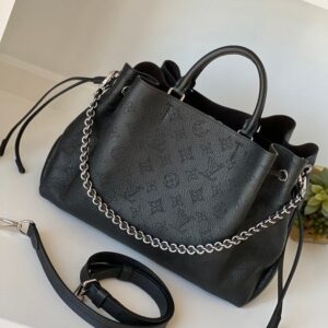 IMG_2459 Louis Vuitton LV Capucines BB Cowhide Leather Handbags 21x14x8cm