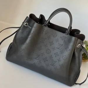 Louis vuitton bella mahina tote black