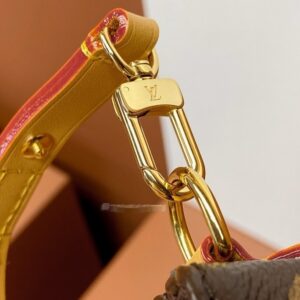 Louis Vuitton M83008 Pochette Liv