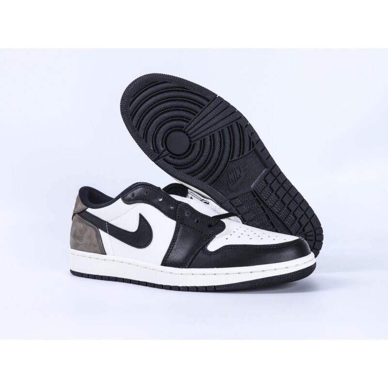 Jordan 1 Retro Low OG