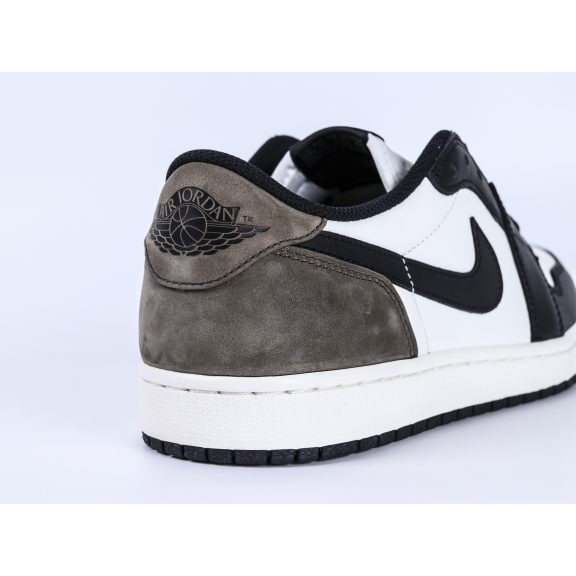 Jordan 1 Retro Low OG