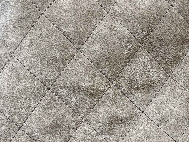 CHANEL 25 HANDBAG IN GREY 30 SUEDE GOLD HARDWARE