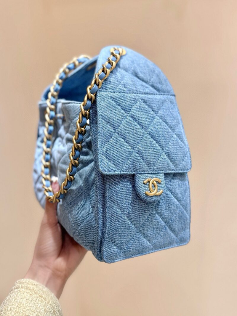 CHANEL 25 SMALL IN BLUE 30 DENIM GOLD HARDWARE