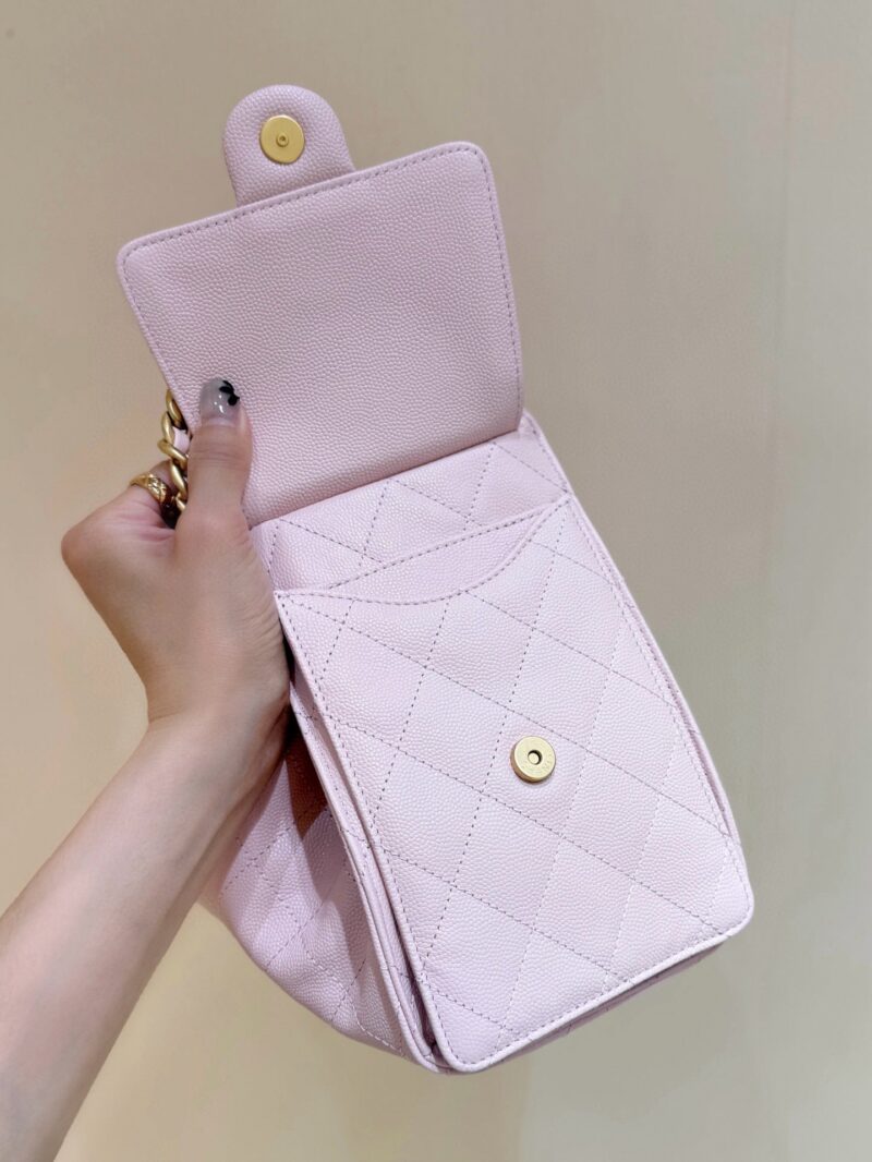 CHANEL 25 HANDBAG IN PASTEL PINK WITH GOLD HARDWARE