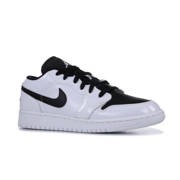 Jordan-1-Retro-Low-GS-White-Black-2-576x410-1 Jordan 1 Low